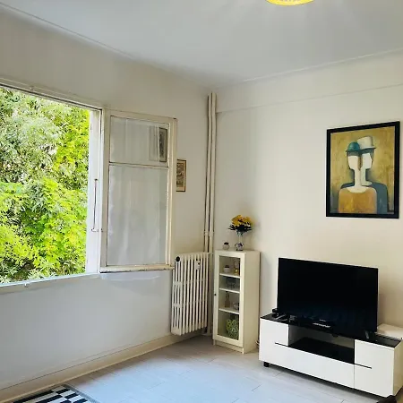 Large For 4 People Apartment Nice
